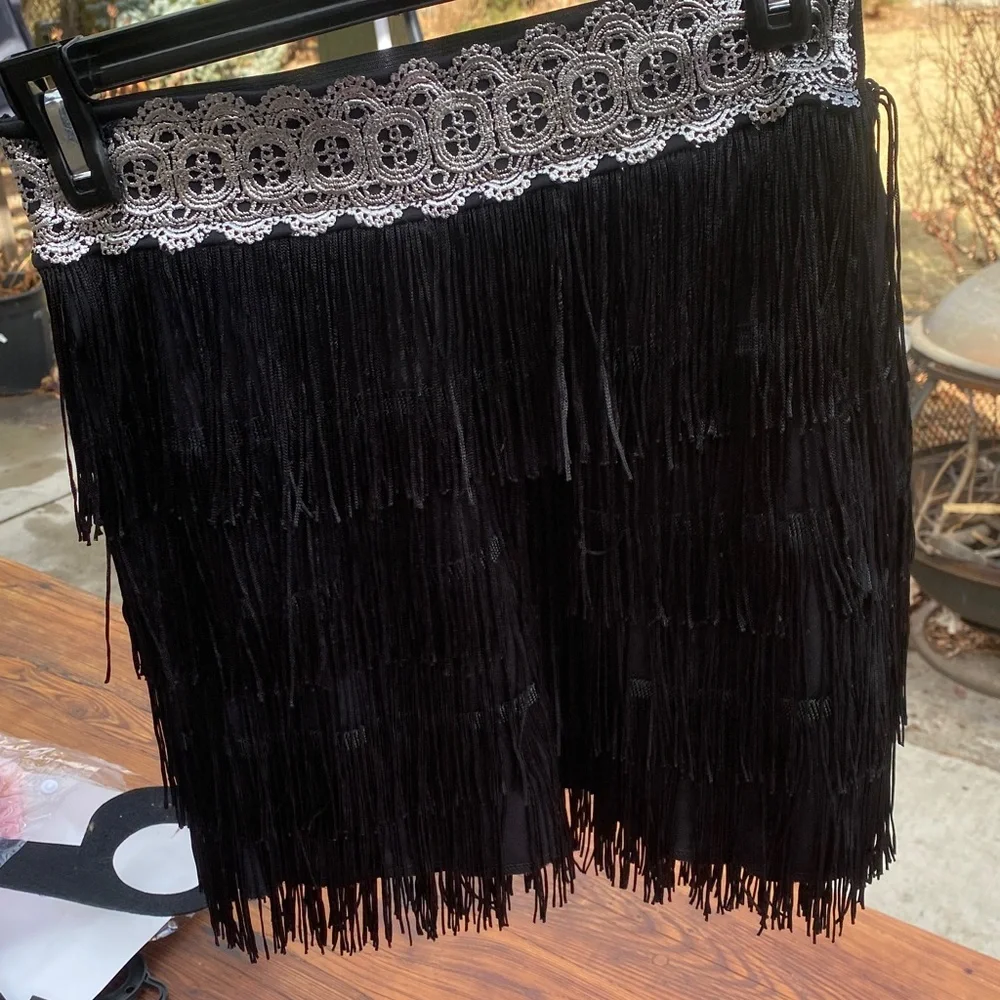 Spirit Black Flapper Costume Kit with bonus items - Picture 3 of 3